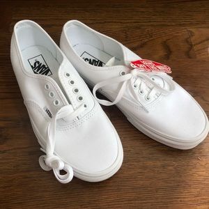 NEW Vans Authentic White Skate Shoe